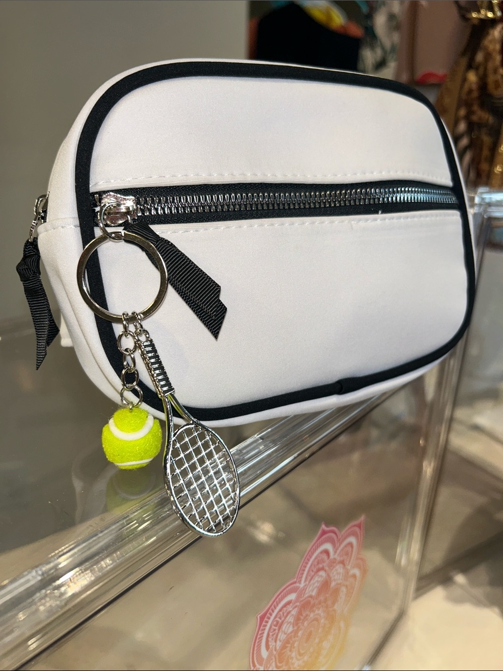 Tommy Bahama Active White Waist Pouch with Tennis Charm 7.5”x 1.5”x 5.5” NWT
